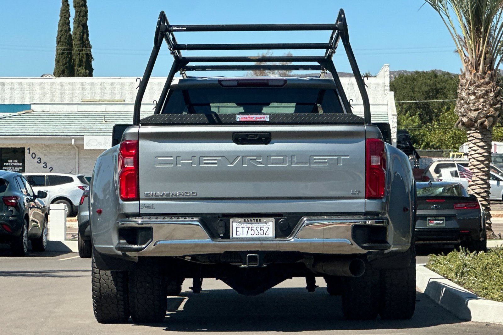 Used 2024 Chevrolet Silverado 3500 LT AWD/4WD image 5