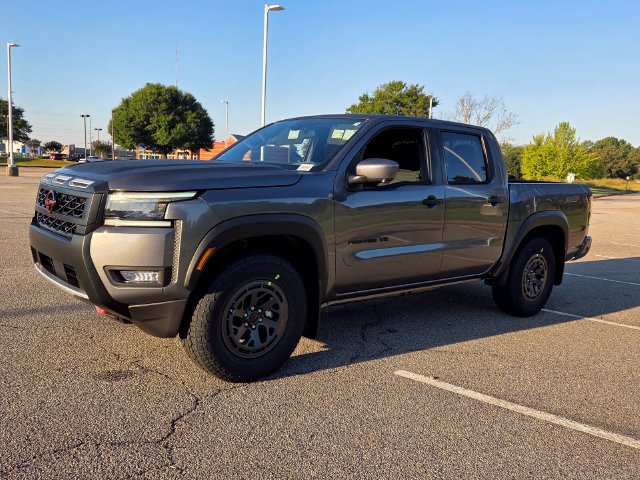 New 2027 Nissan Frontier Pro-X w/ Pro Convenience Package RWD image 3