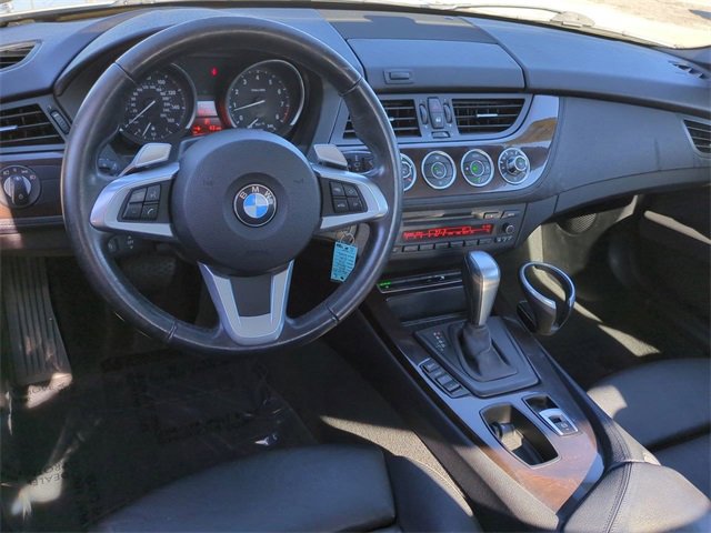 Used 2010 BMW Z4 sDrive30i image 13