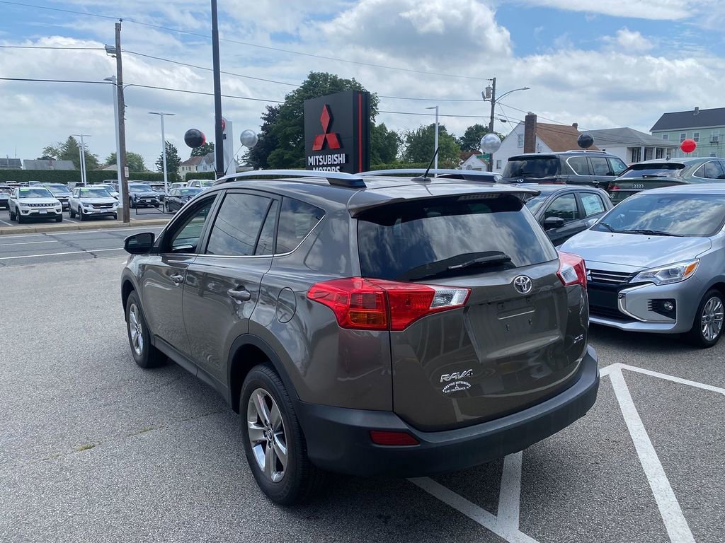 Used 2015 Toyota RAV4 XLE image 3