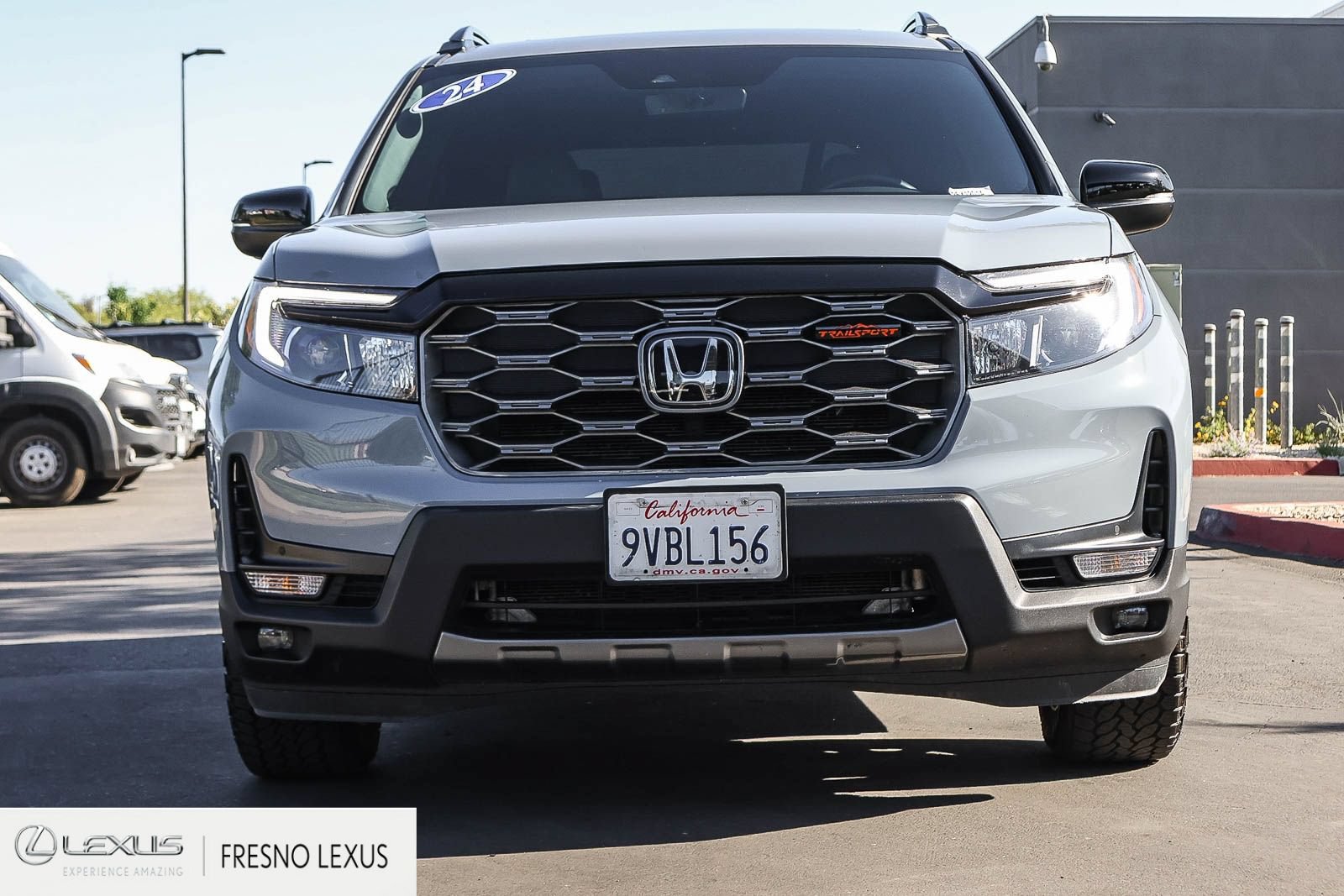 Used 2024 Honda Passport TrailSport image 2