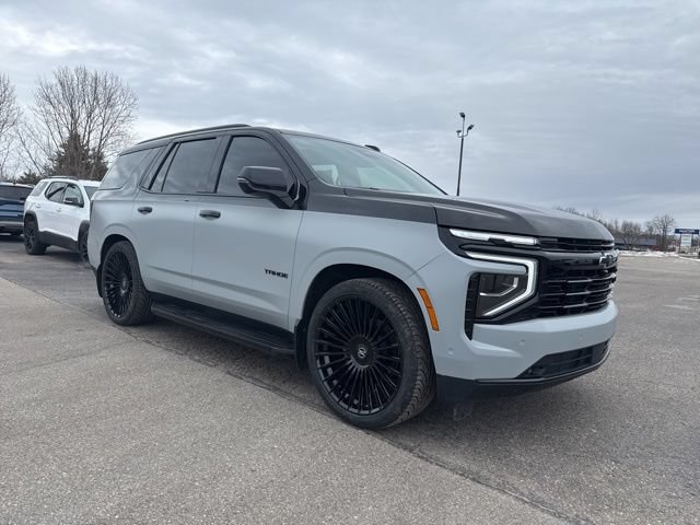 Used 2025 Chevrolet Tahoe RST w/ Comfort Package AWD/4WD image 7