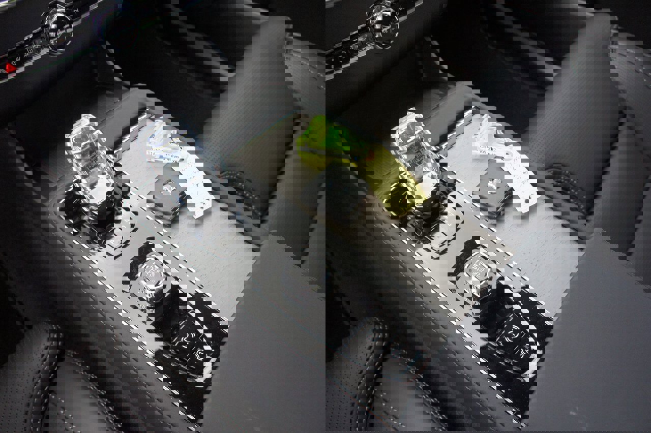 New 2026 Volvo XC90 B6 Ultra image 14