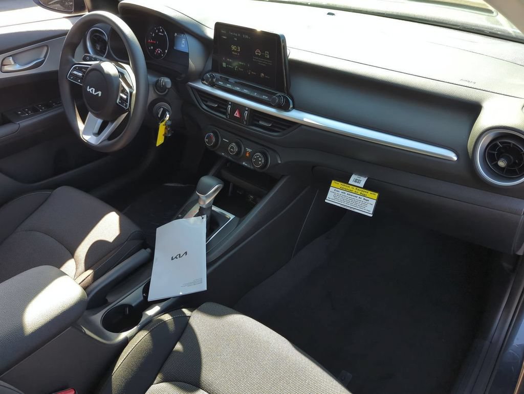Certified 2024 Kia Forte LXS w/ LXS Technology Package FWD image 25
