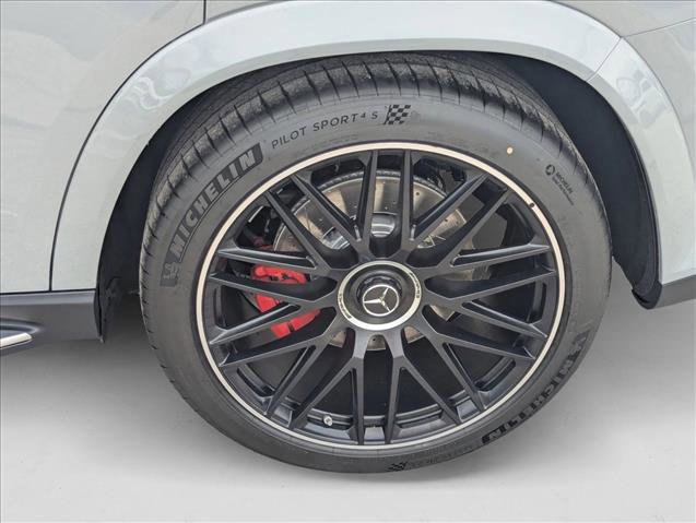 New 2026 Mercedes-Benz GLS 63 AMG 4MATIC image 9