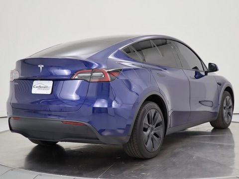 Used 2024 Tesla Model Y Long Range RWD image 5