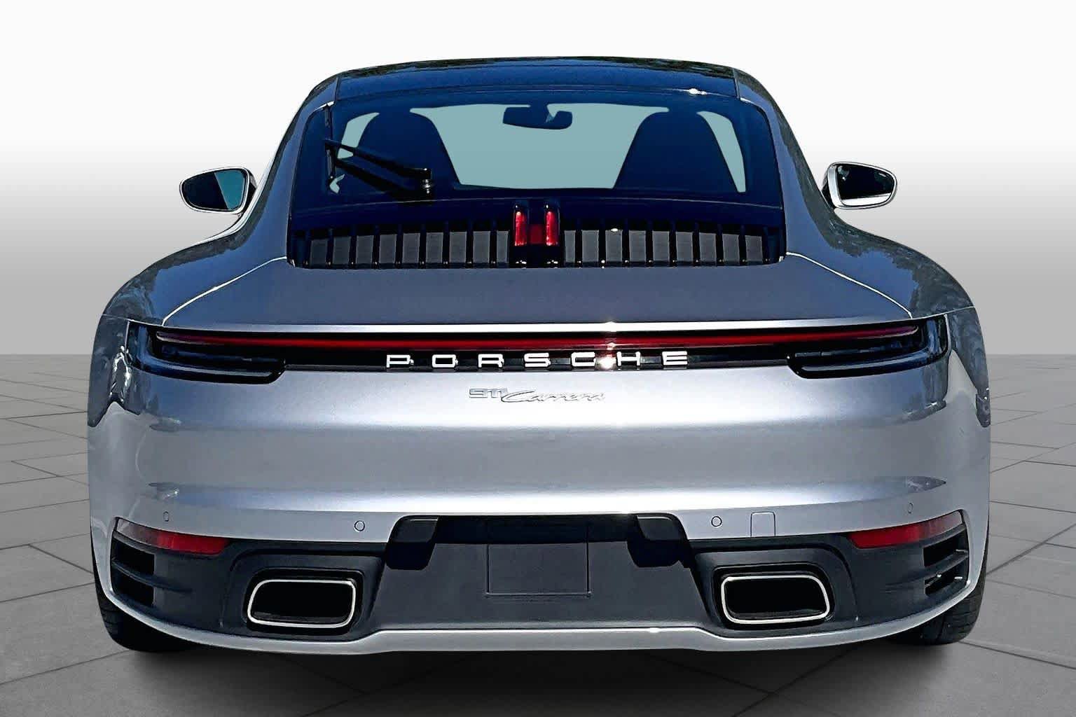 Used 2020 Porsche 911 Carrera RWD image 5