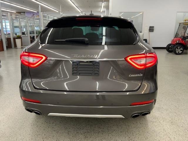Used 2017 Maserati Levante S image 5