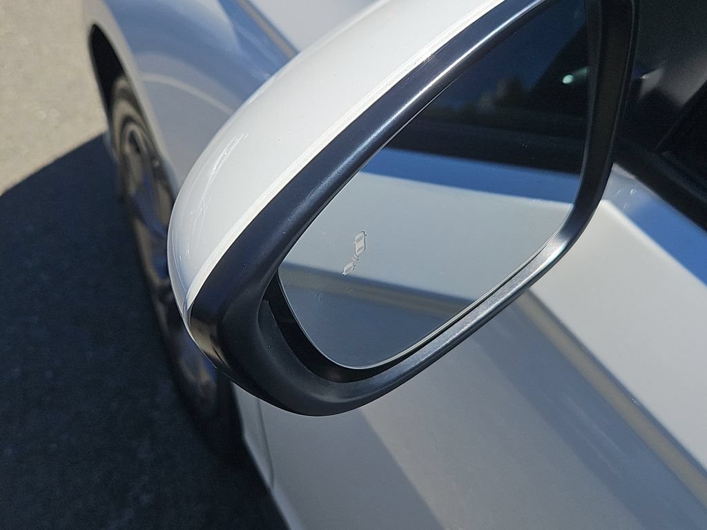 Certified 2023 Honda Accord EX image 17