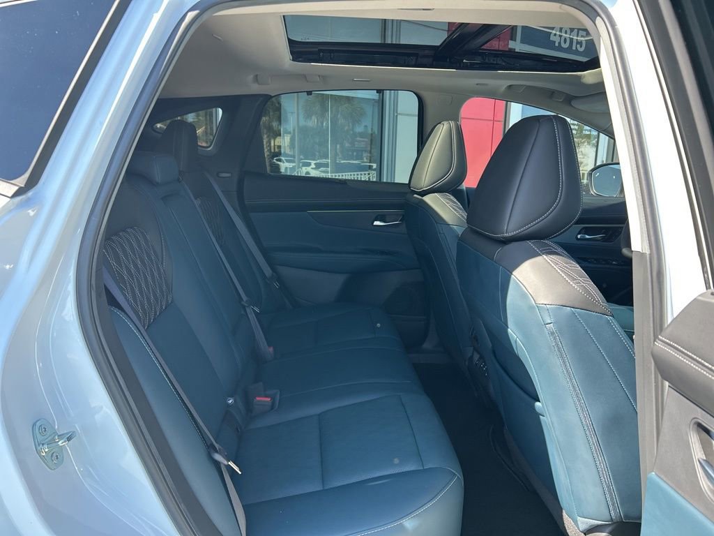 Used 2025 Nissan Murano Platinum w/ Cargo Package image 40