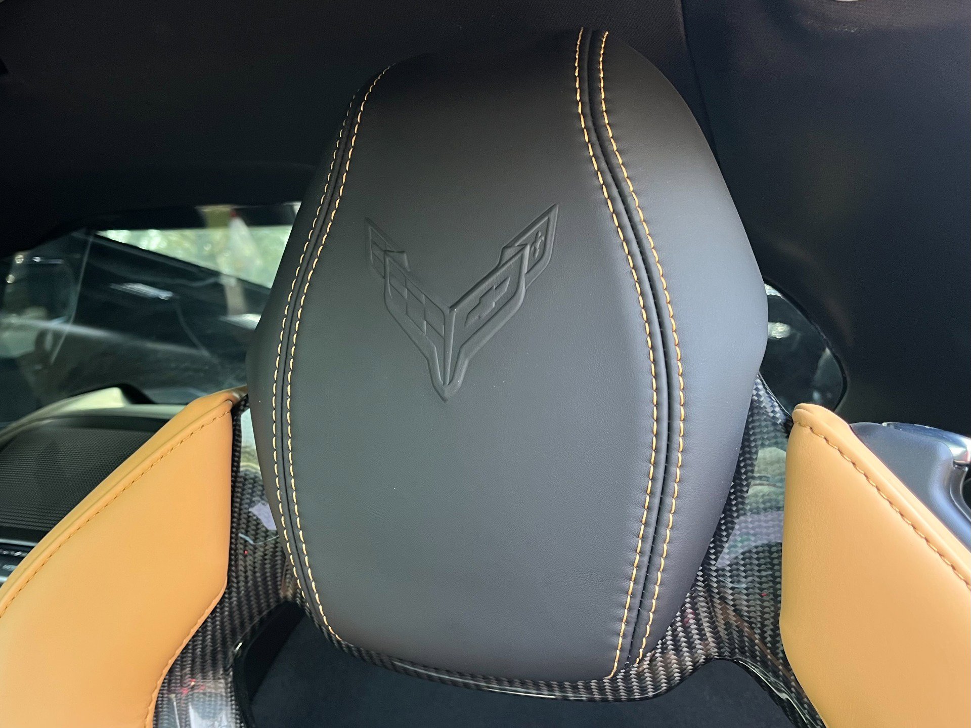 Used 2022 Chevrolet Corvette Stingray Preferred Cpe w/ Z51 Performance Package RWD image 12