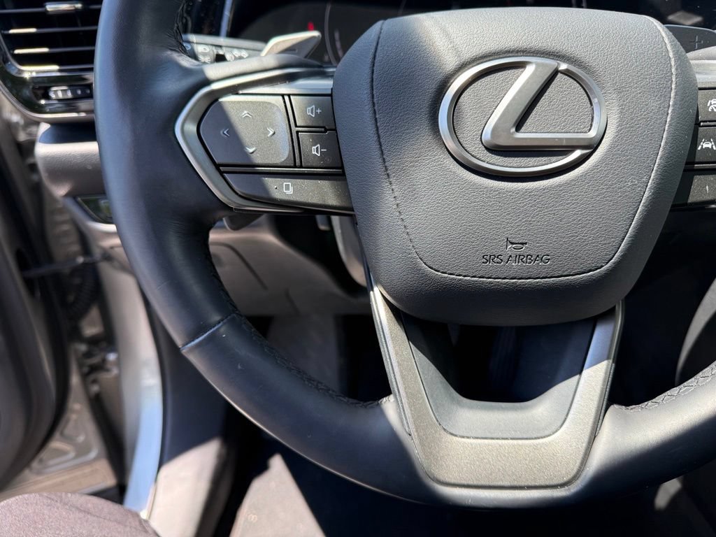 Used 2024 Lexus NX 350 AWD w/ Vision Package image 13