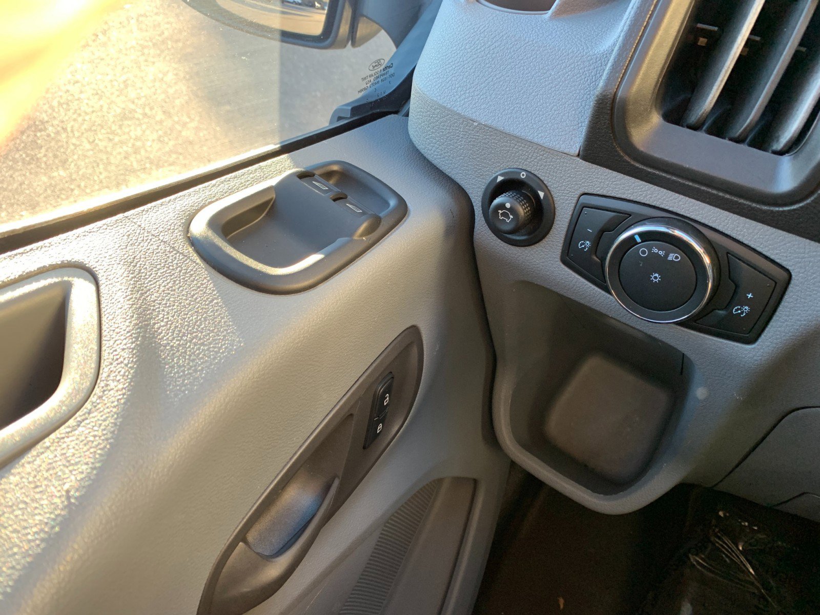 Used 2017 Ford Transit 350 148 Medium Roof image 13