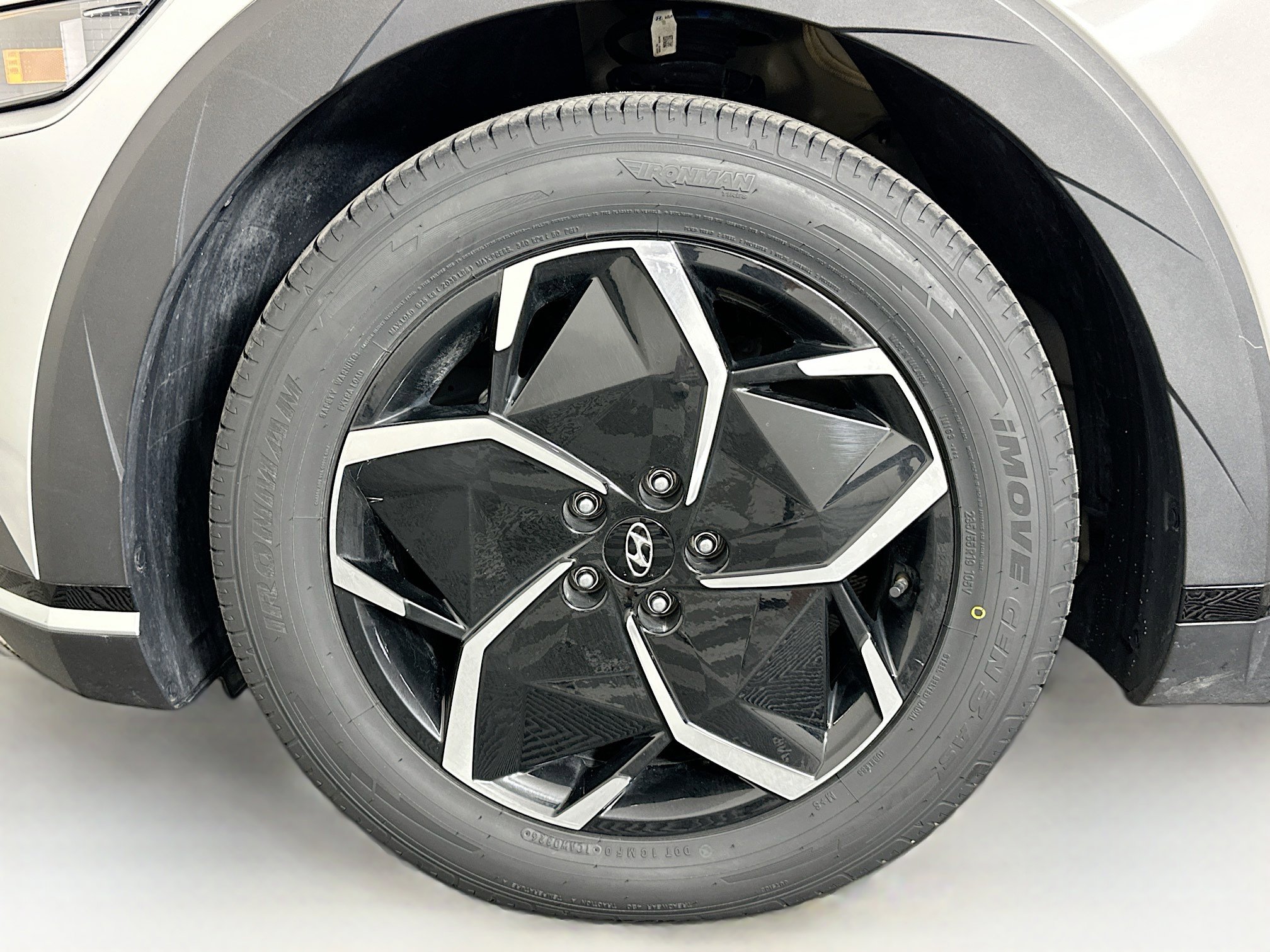 Used 2024 Hyundai Ioniq 5 SEL RWD image 11
