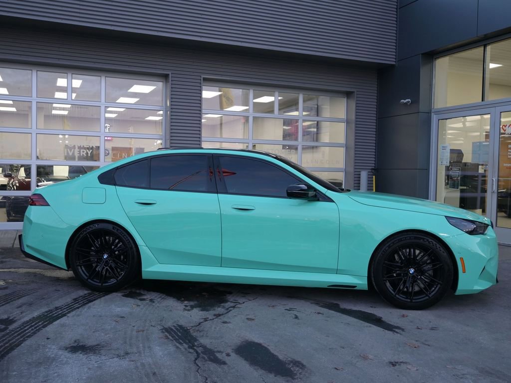 Used 2026 BMW M5 w/ Carbon Package AWD/4WD image 3
