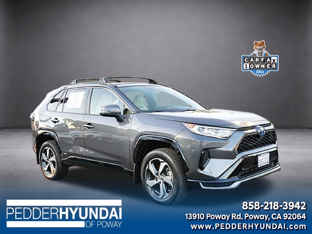 Used 2021 Toyota RAV4 SE w/ Weather & Moonroof Package