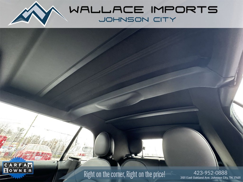 Used 2017 MINI Cooper Base image 15