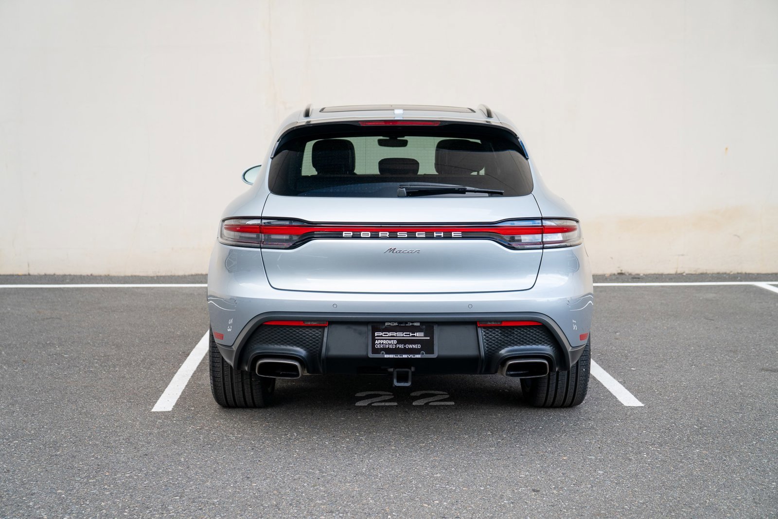 Used 2025 Porsche Macan image 7