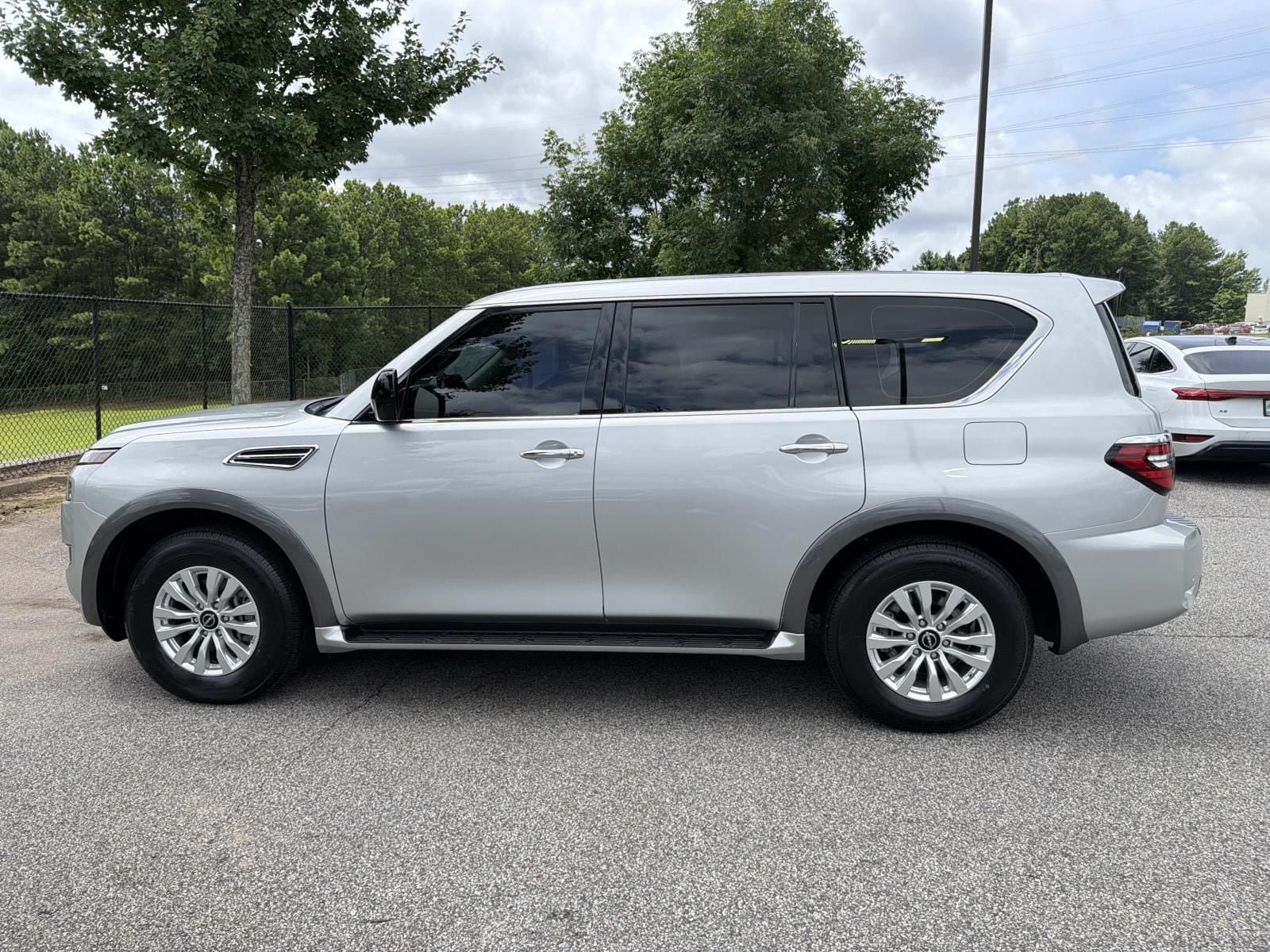 Used 2023 Nissan Armada S AWD/4WD image 6