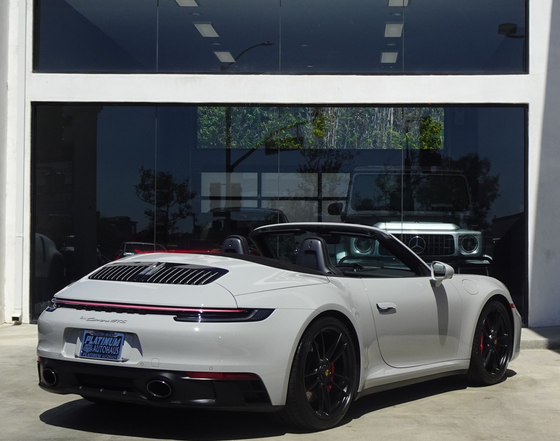 Used 2022 Porsche 911 Carrera GTS RWD image 8
