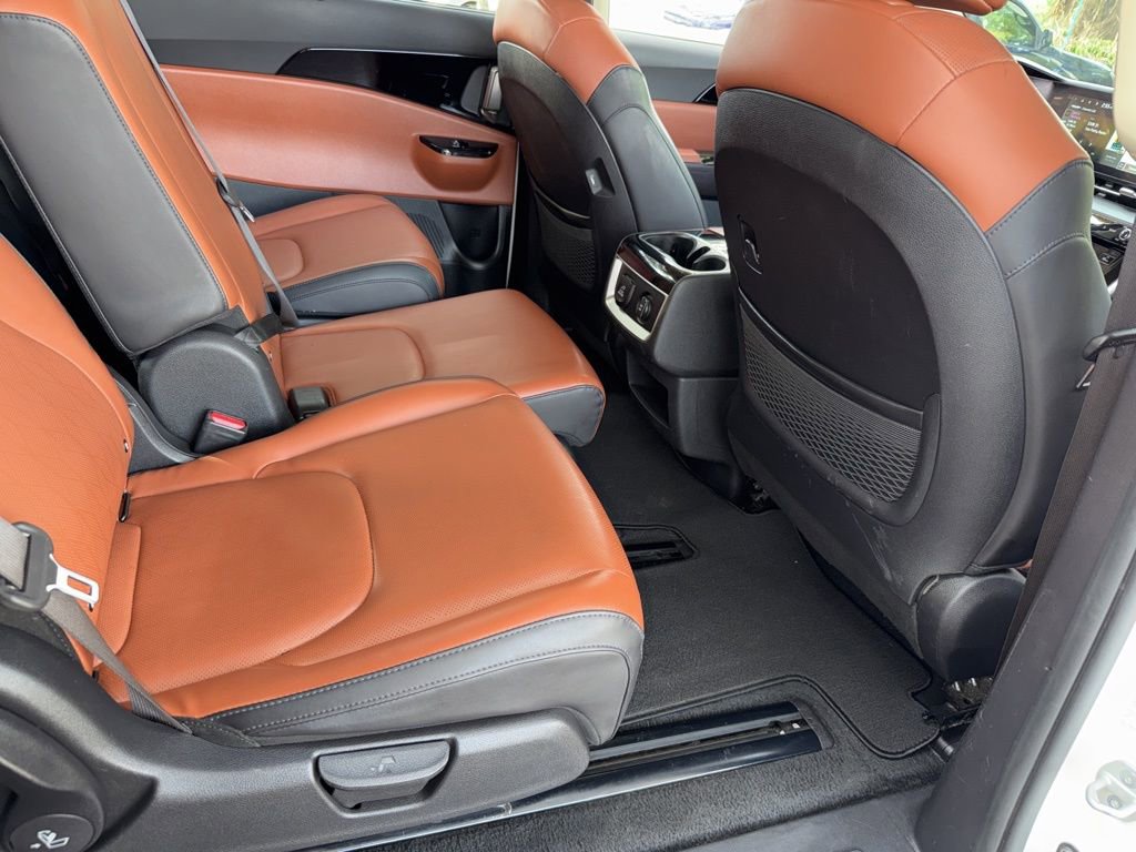 Used 2024 Kia Carnival SX image 21