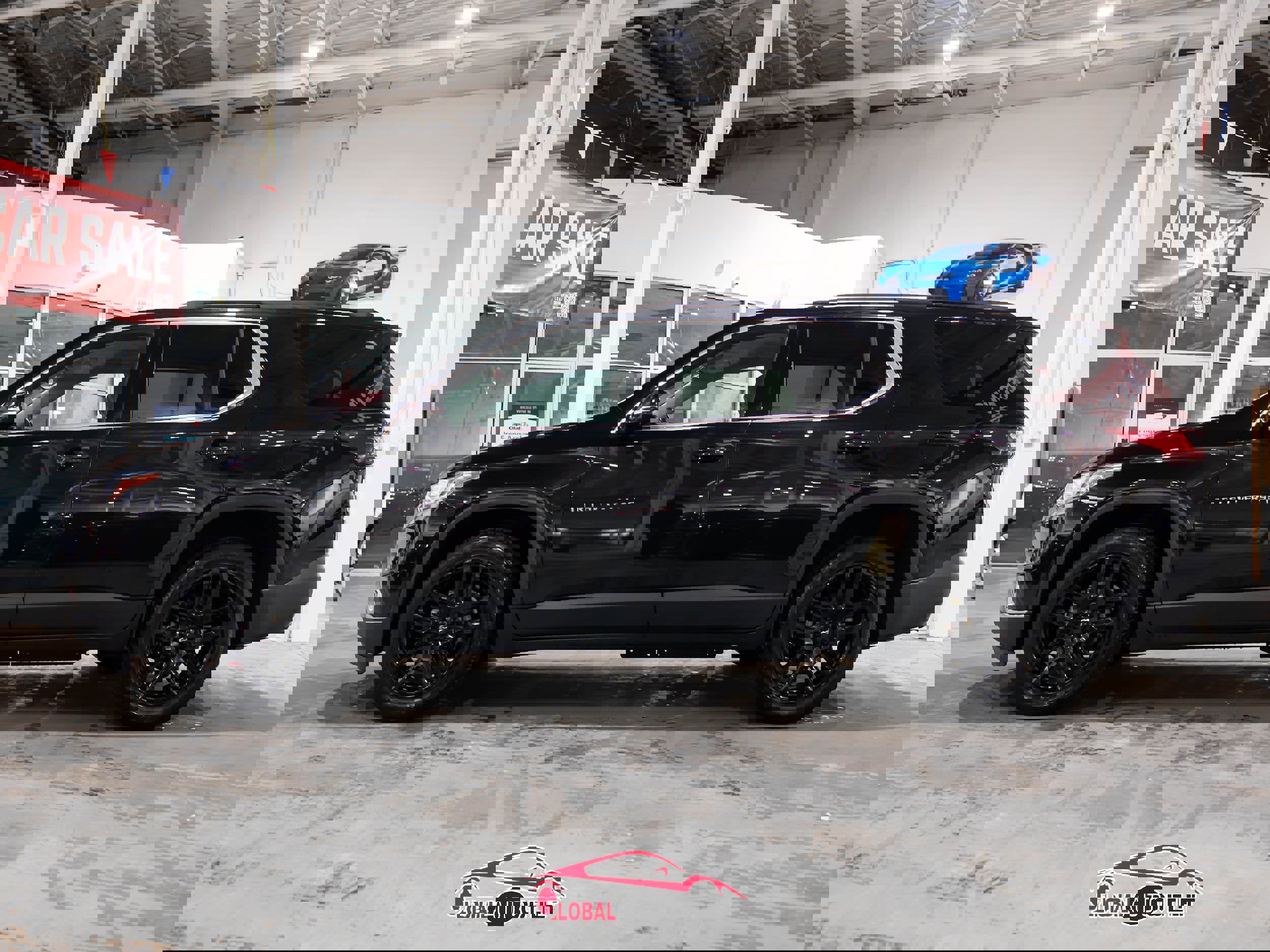 Used 2020 Chevrolet Traverse LT w/ Driver Confidence II Package image 4