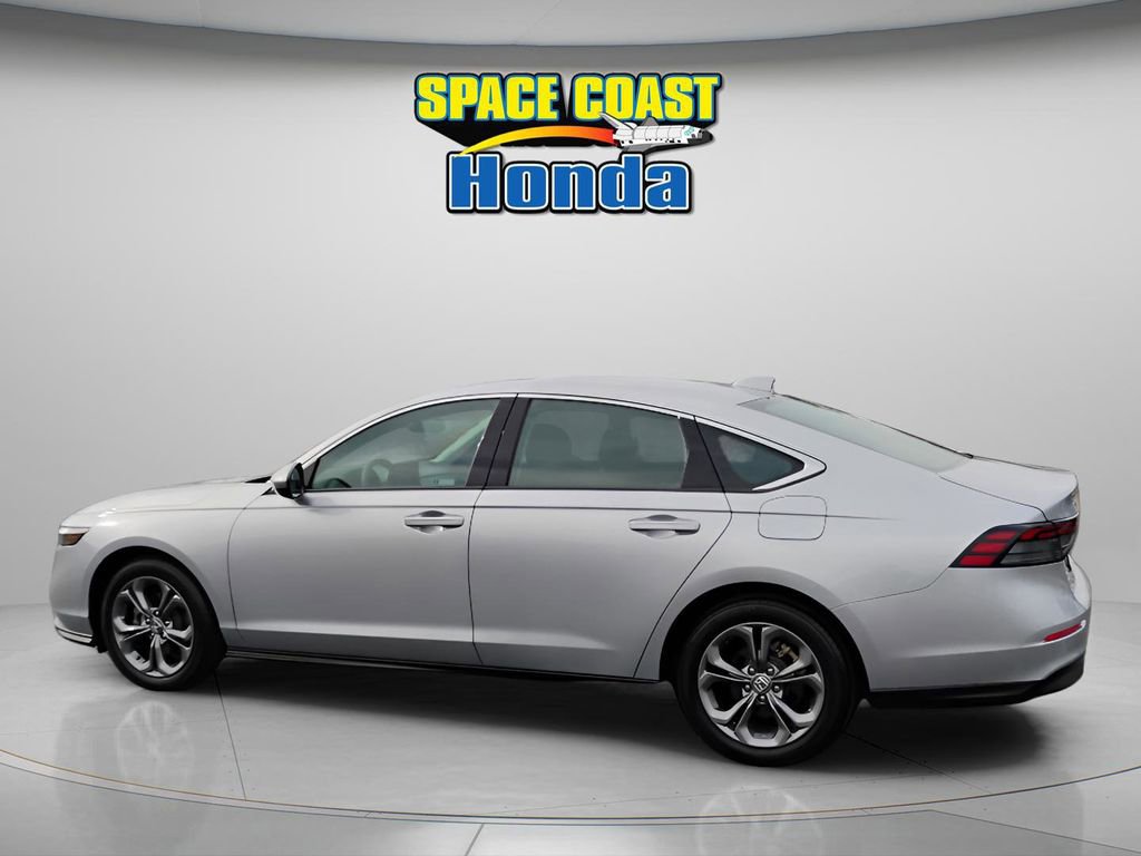 Used 2024 Honda Accord EX image 8