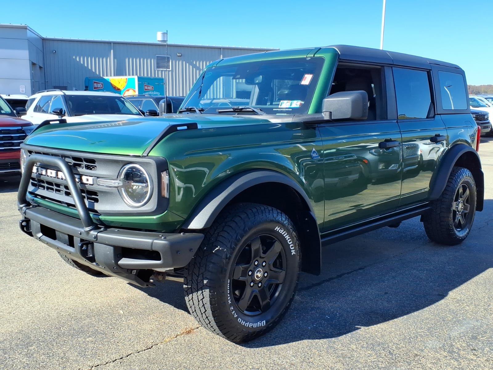 Used 2022 Ford Bronco Black Diamond AWD/4WD image 3