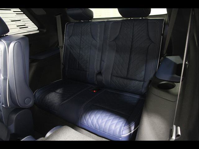 New 2026 Cadillac Vistiq Premium Luxury AWD/4WD image 19