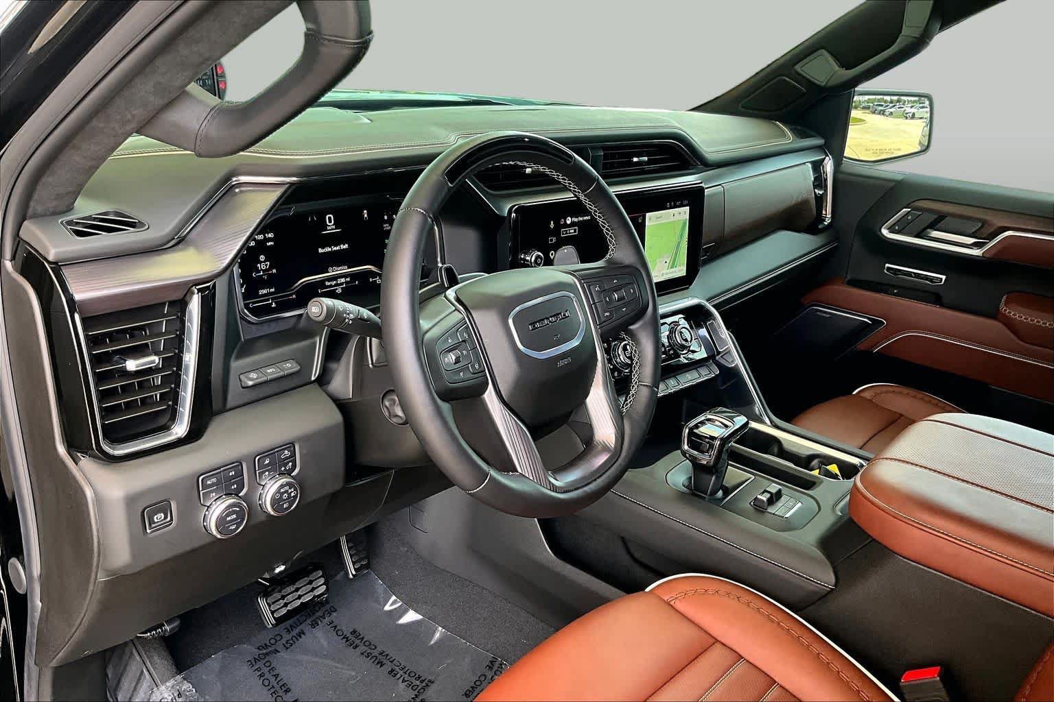 Used 2025 GMC Sierra 1500 Denali Ultimate AWD/4WD image 16