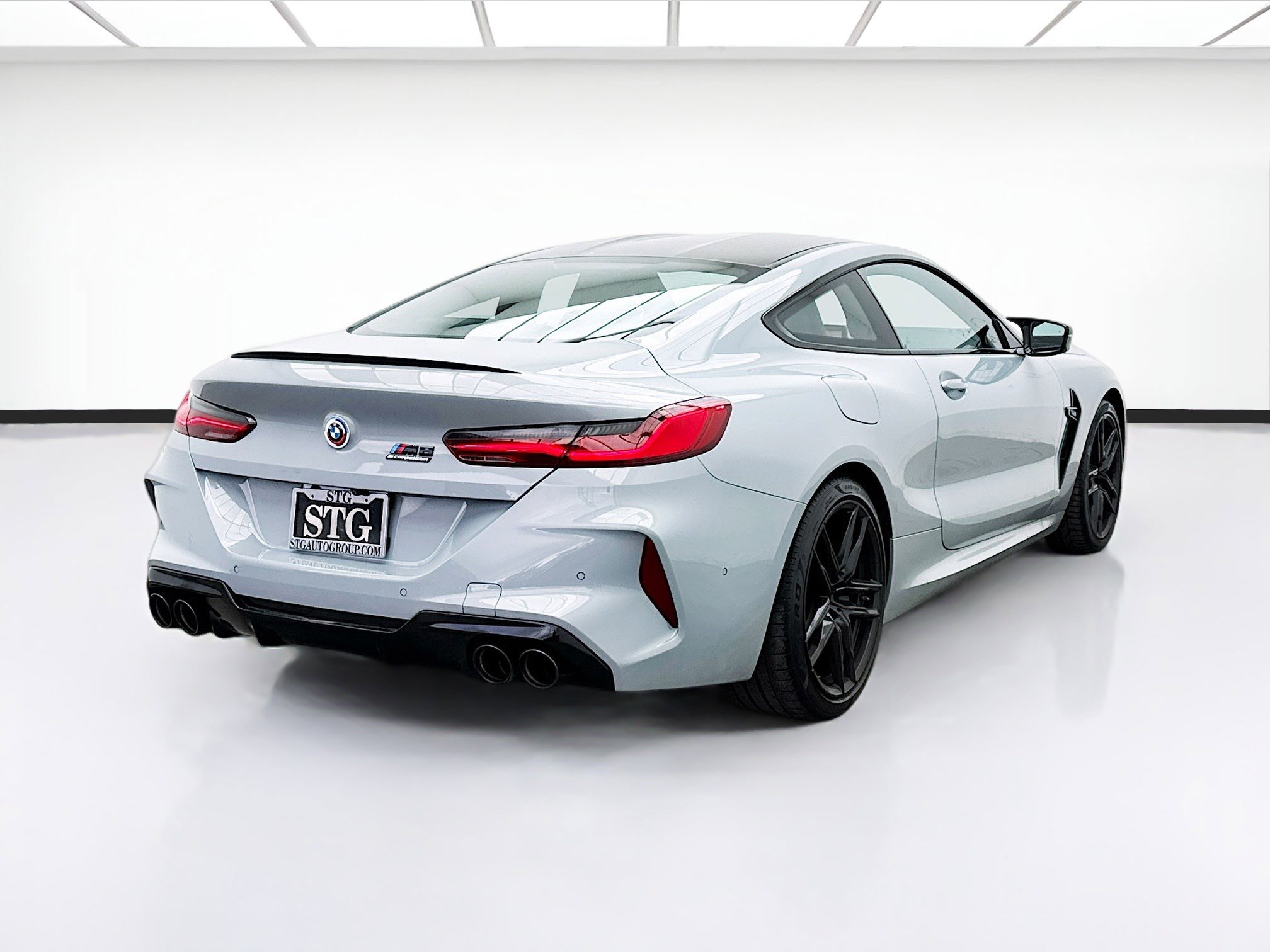 Used 2023 BMW M8 Competition w/ Driving Assistance Package image 4