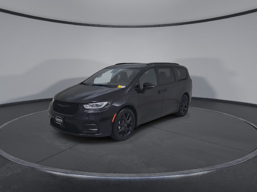 Certified 2025 Chrysler Pacifica Limited FWD image 8