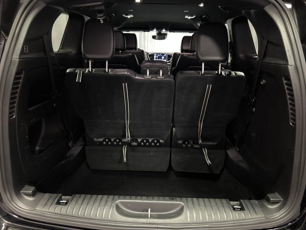 Used 2025 Chrysler Pacifica Select FWD image 25