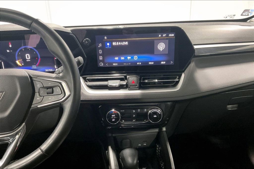 Used 2024 Chevrolet TrailBlazer LT w/ Convenience Package image 8