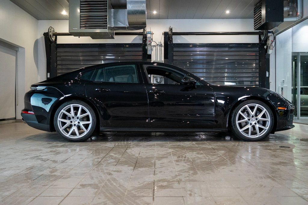 New 2026 Porsche Panamera 4 AWD/4WD image 8
