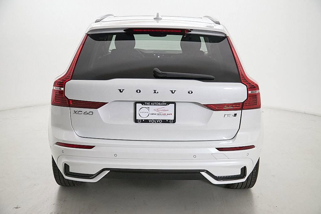 Certified 2025 Volvo XC60 B5 Plus AWD/4WD image 8