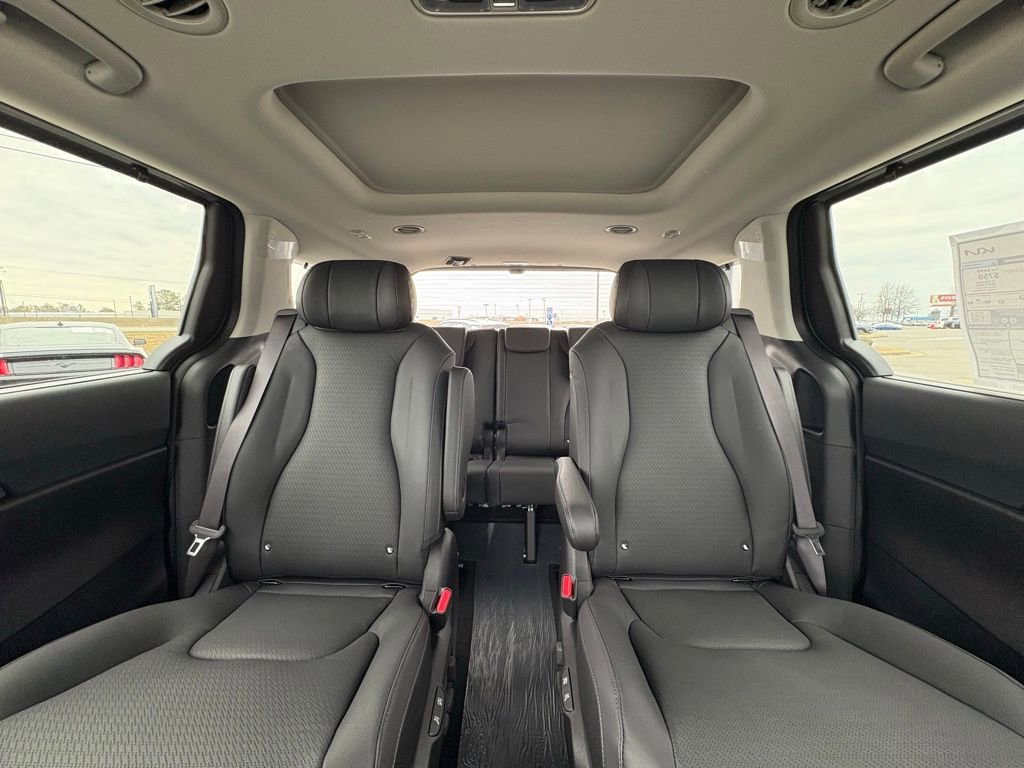 New 2026 Kia Carnival SX Prestige FWD image 29