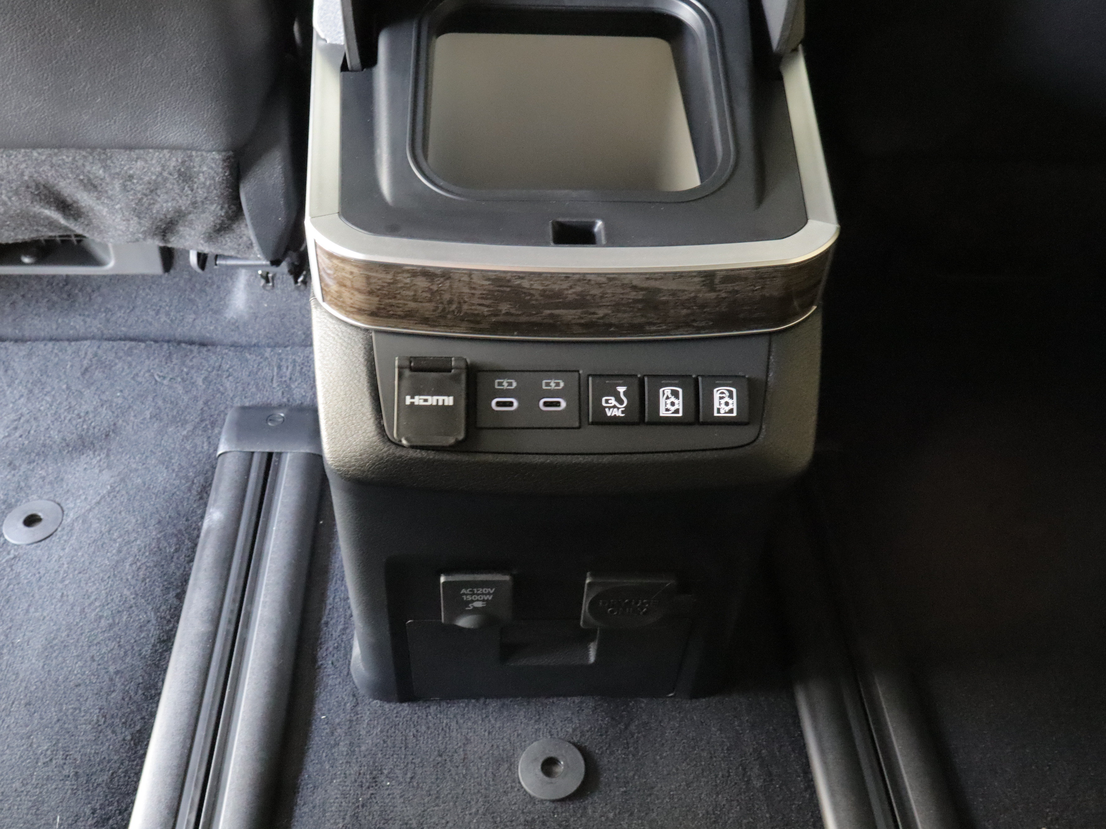 New 2026 Toyota Sienna Platinum AWD/4WD image 21