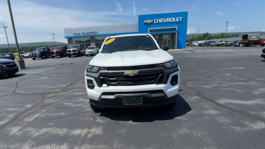 Certified 2023 Chevrolet Colorado LT w/ LT Convenience Package II image 3