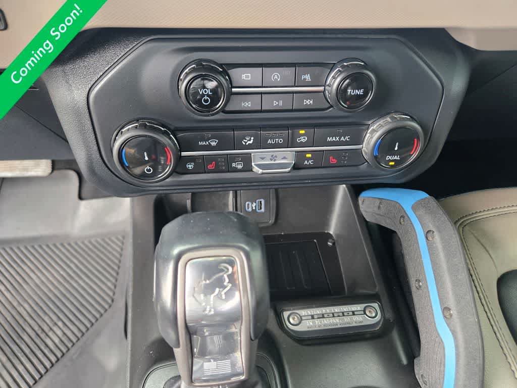 Used 2022 Ford Bronco Wildtrak AWD/4WD image 16