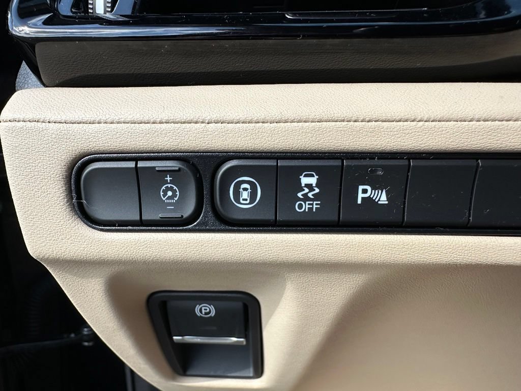 Used 2025 Acura MDX w/ Technology Package AWD/4WD image 18