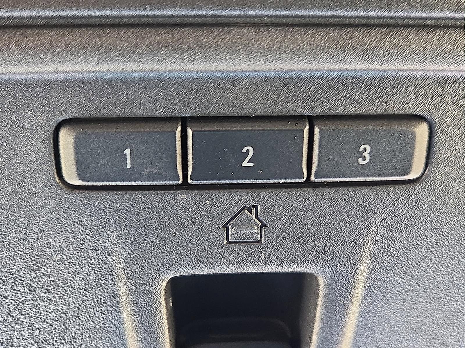 Used 2024 Chevrolet Silverado 1500 ZR2 w/ Technology Package image 21