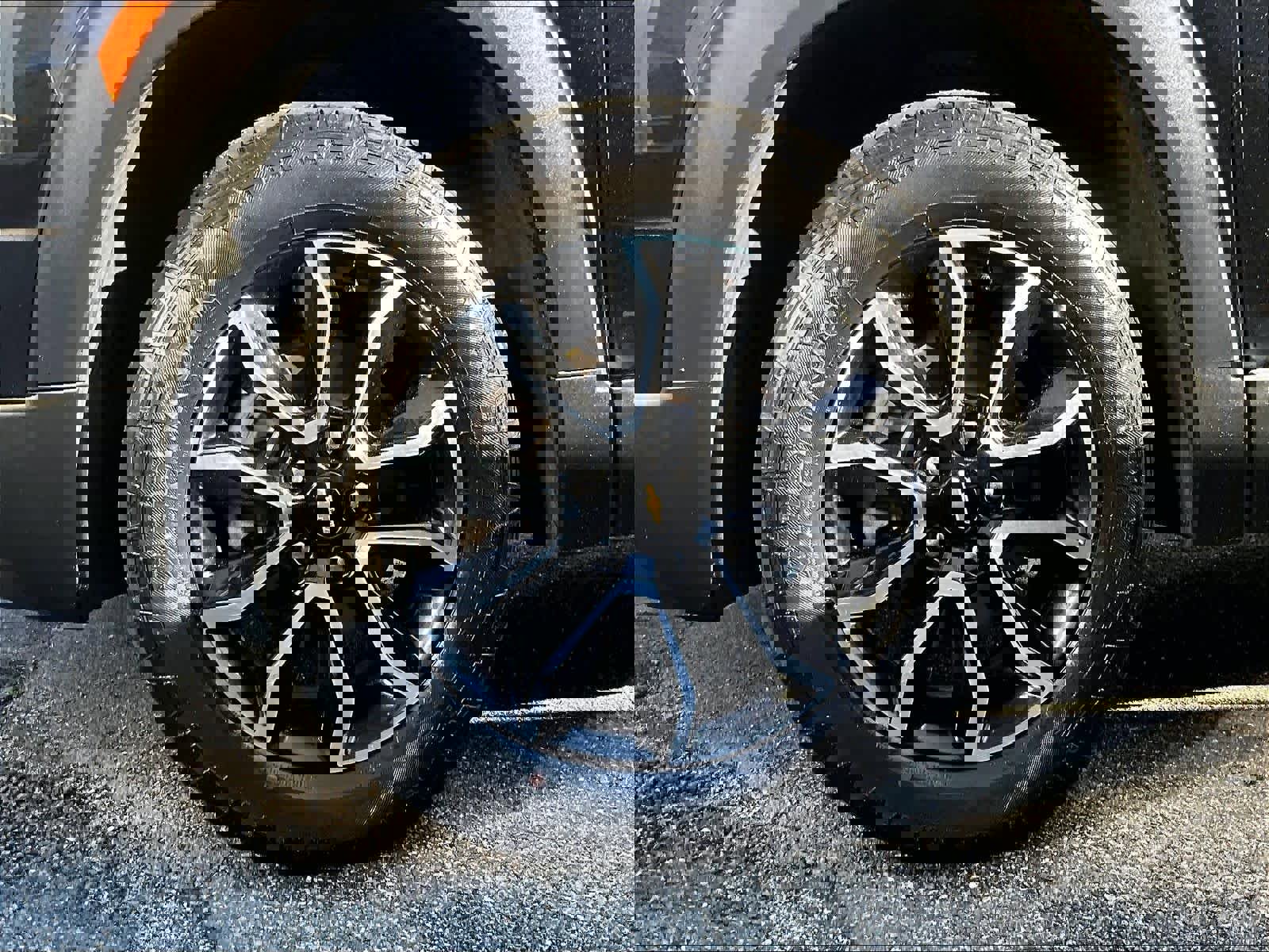 Used 2022 Chevrolet TrailBlazer ACTIV w/ Technology Package AWD/4WD image 7