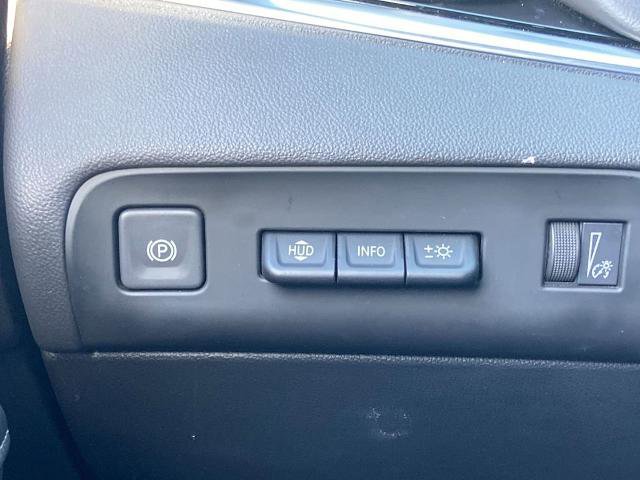 Used 2024 Buick Enclave Avenir w/ Trailering Package, 5000 lbs. image 14