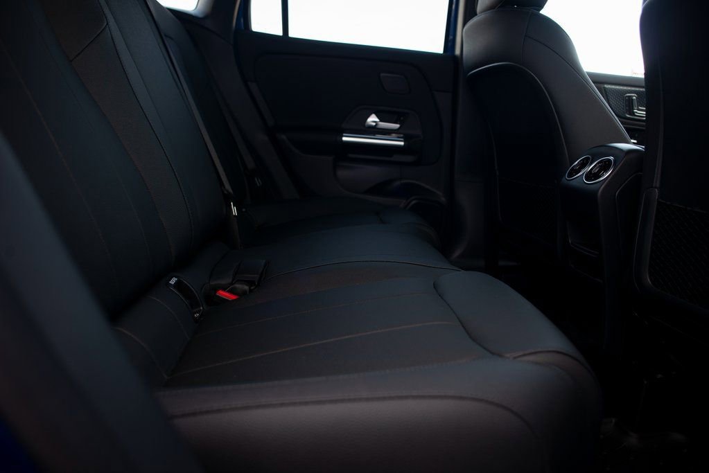 Used 2025 Mercedes-Benz GLA 250 4MATIC image 24