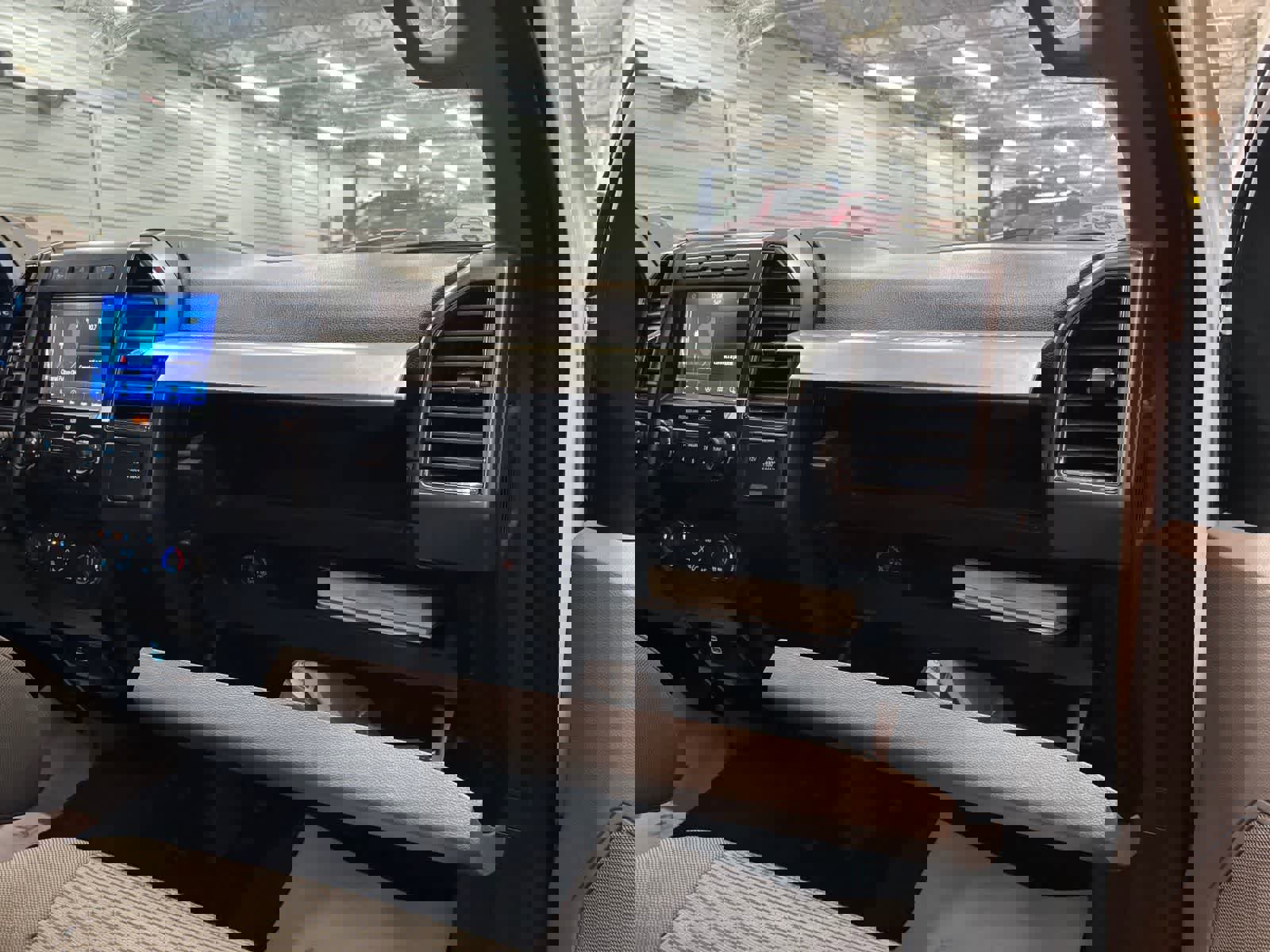 Used 2020 Ford F350 XLT image 29