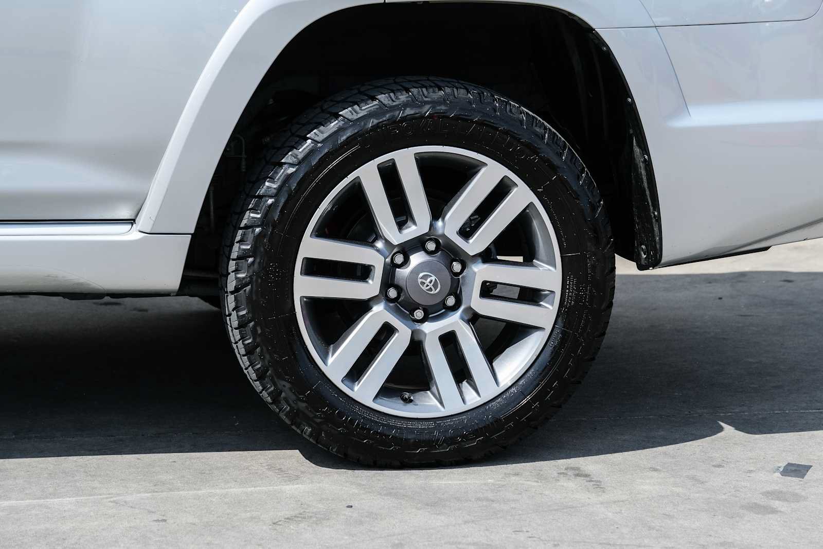 Used 2022 Toyota 4Runner TRD Sport AWD/4WD image 20