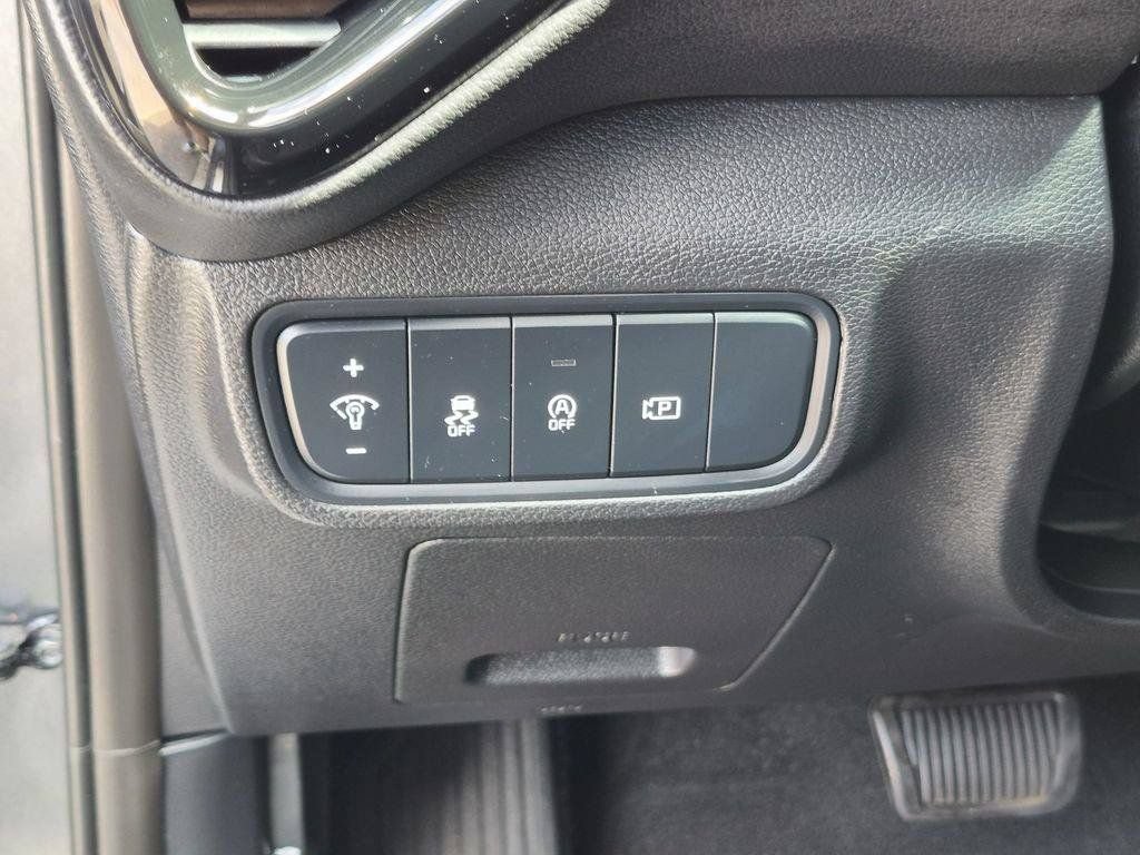 Certified 2023 Kia Soul EX FWD image 13