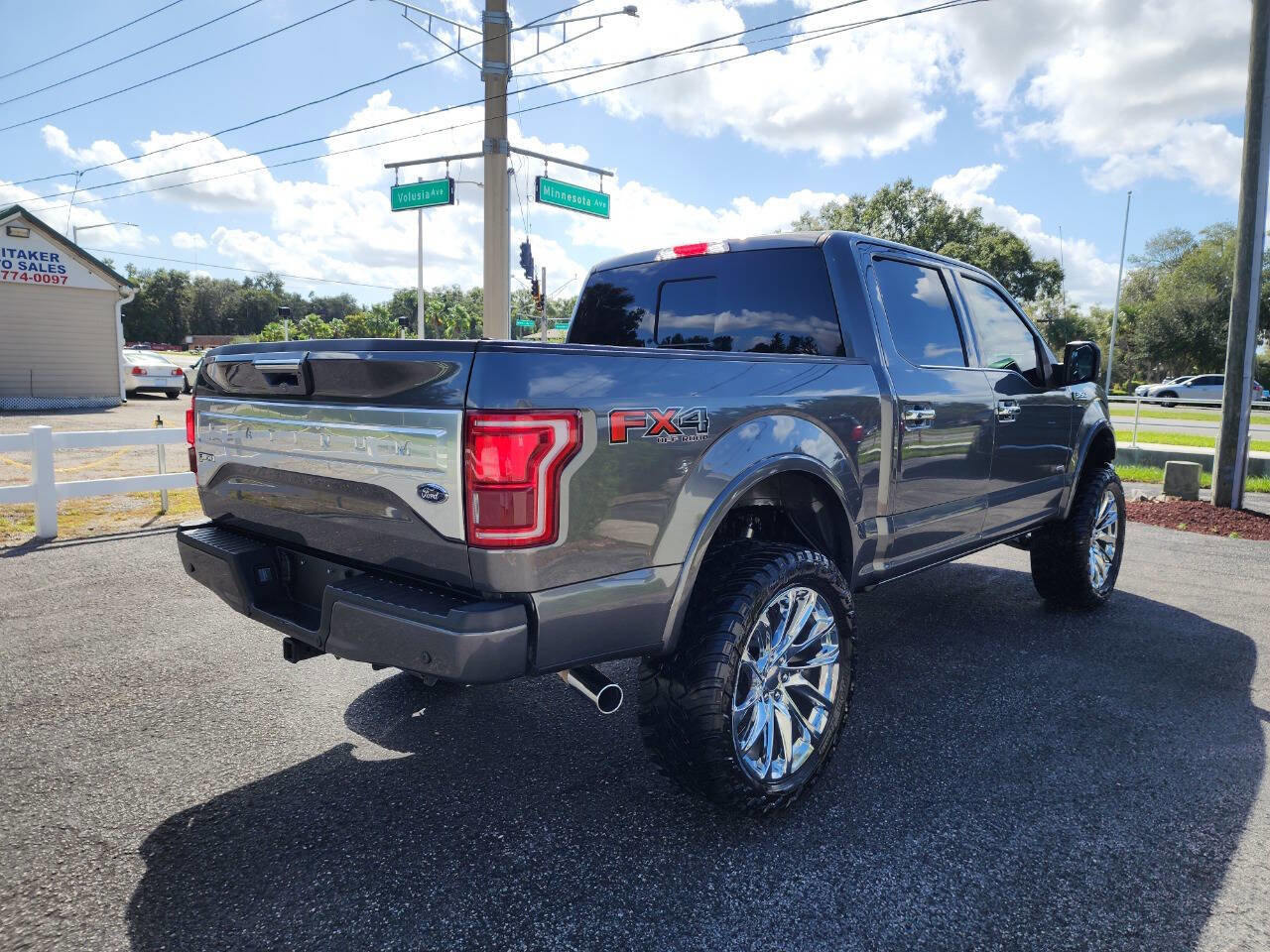 Used 2015 Ford F150 Platinum w/ Max Trailer Tow Package image 5