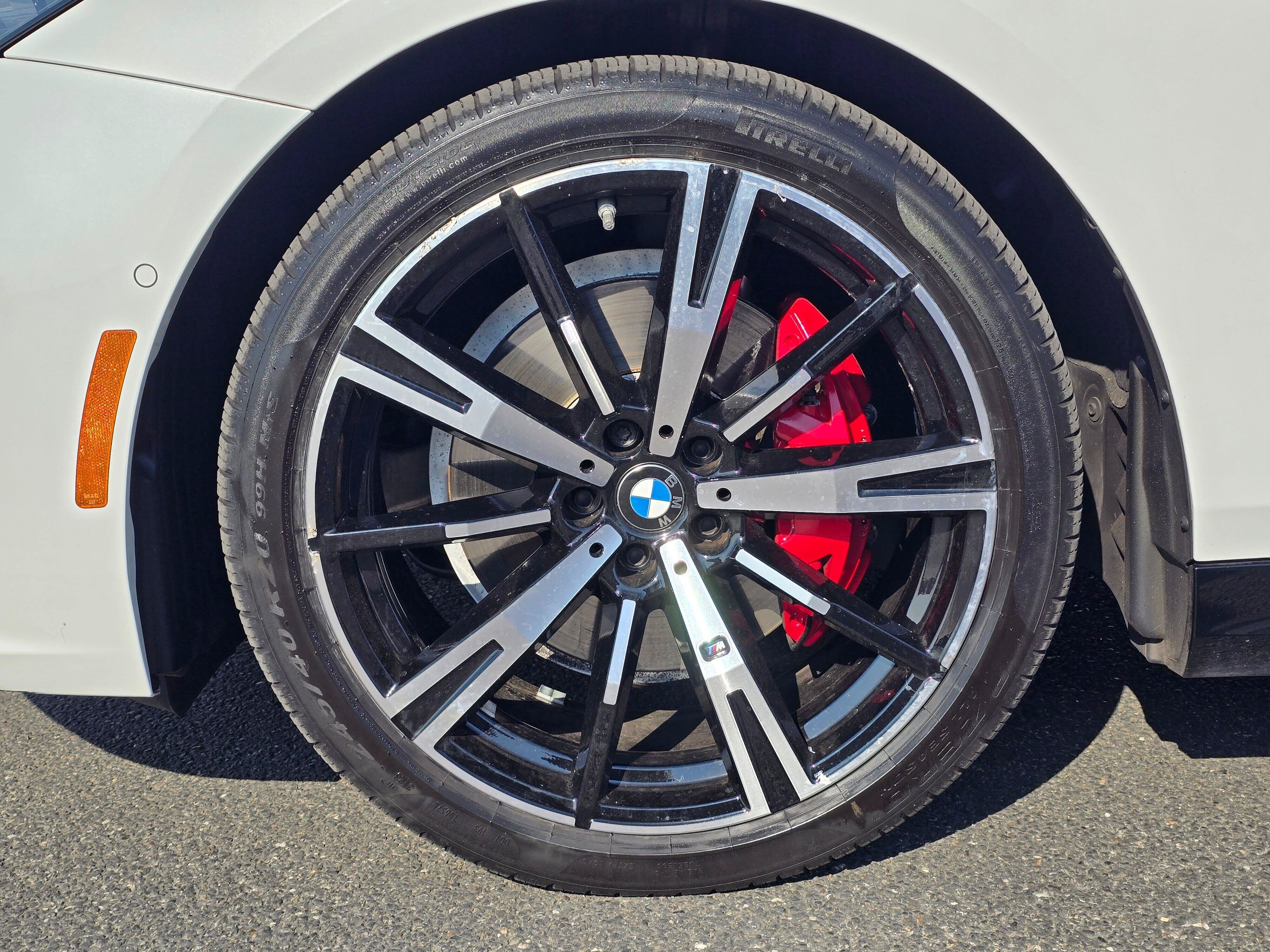 Certified 2024 BMW 530i xDrive w/ Executive Package AWD/4WD image 8